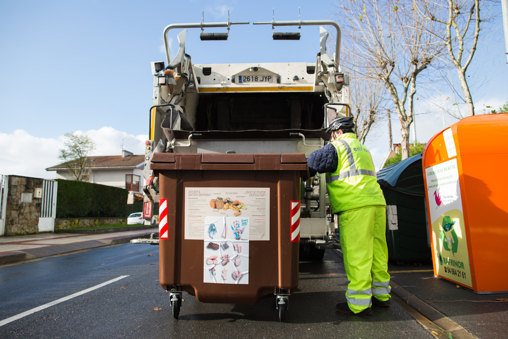 Transporte de residuos en Ripollet